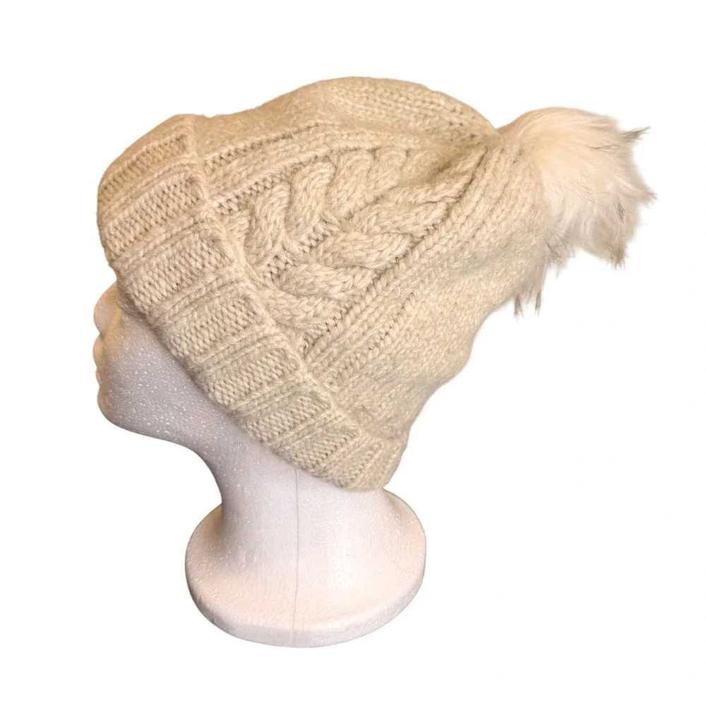 Hollister Beanie Hat Cream Cable Knit Faux Fur Pom Pom Winter Boho One Size